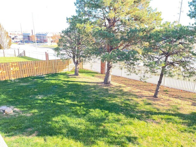 Building Photo - Northwest Omaha Gem: 2,700 Sq Ft, 3-Bedroom, Walk-Out Finished Basement, Fenced Yard, 3-Car Garag...