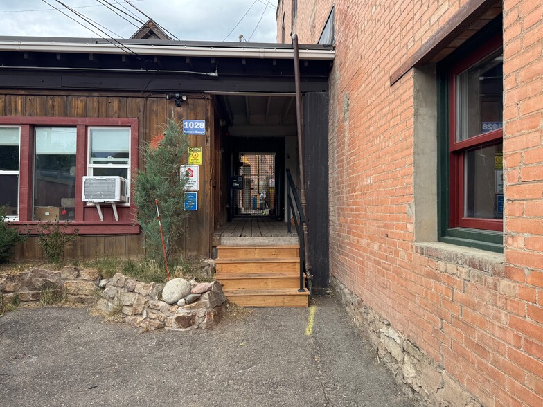 Building Photo - 1028 Narrow Gauge Ave