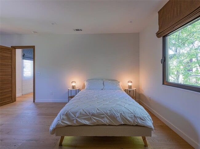 Building Photo - 2806 Geronimo Trail