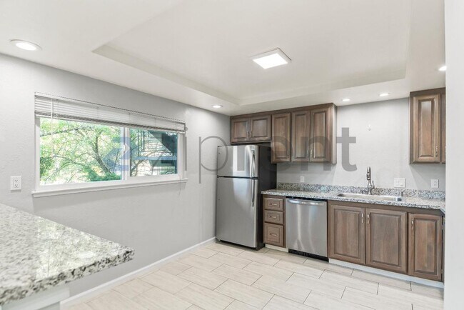 Building Photo - 2659 Baldwin Ln