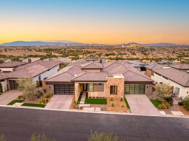 Building Photo - 11142 San Terrazo Pl