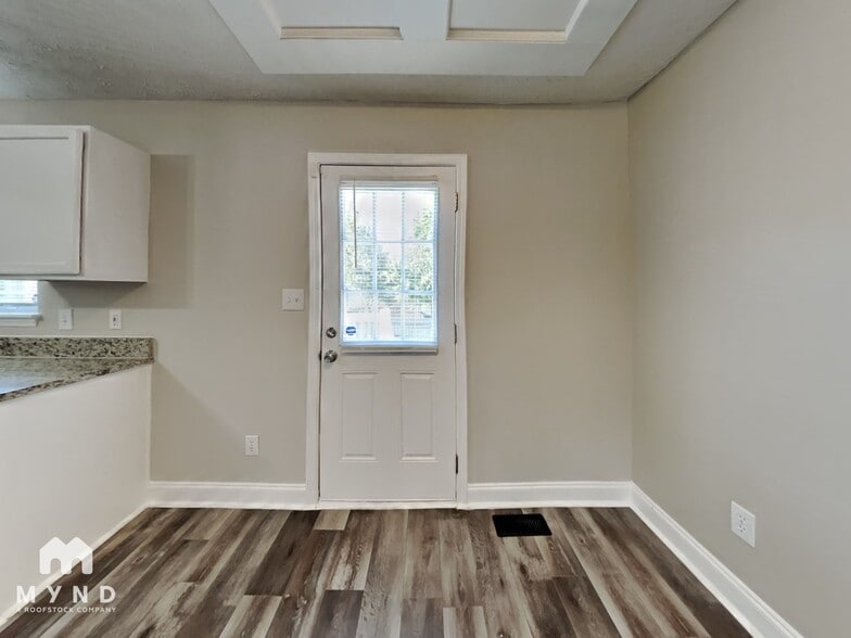 Building Photo - 105 Bridgedale Ct