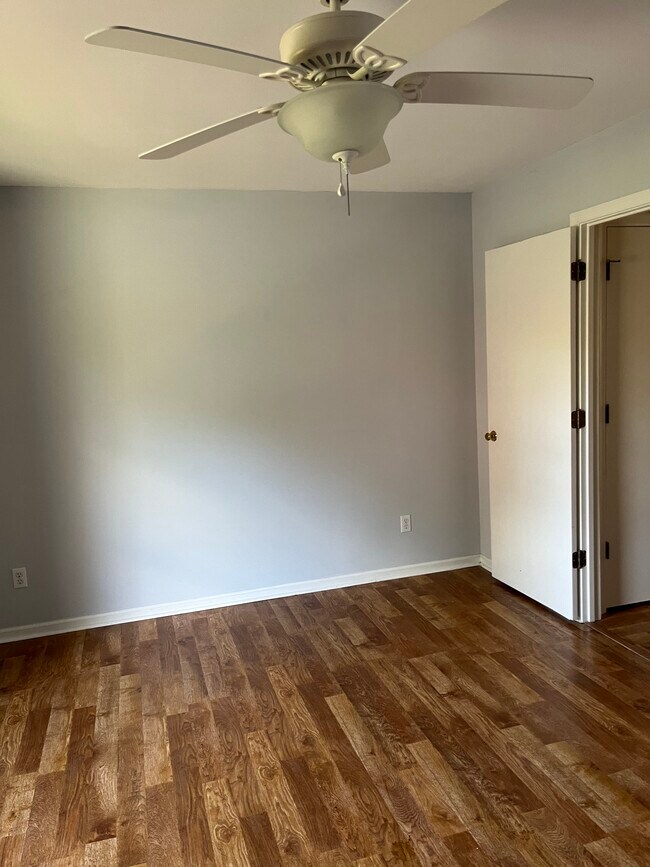 Bedroom 2 - 103 Birdwood Ct