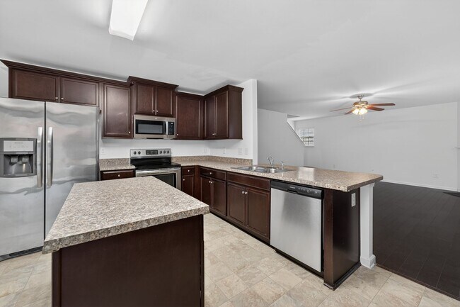 Building Photo - Spacious 4BR Energy-Efficient Home with Loft, Big Yard & Top-Rated Schools!