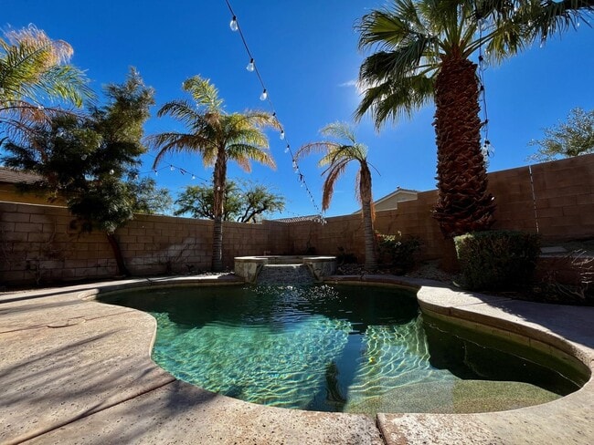Building Photo - COMING SOON! BEAUTIFUL 3 BEDROOM 2 BATH PALM SPRINGS POOL HOME!