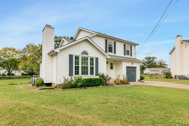 Building Photo - 900 Cimarron Ct