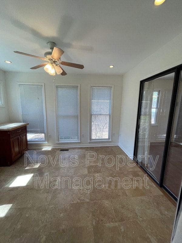 Building Photo - 121 Chipley Creek Dr