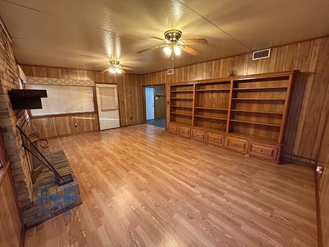 Building Photo - 1103 N Kings Hwy