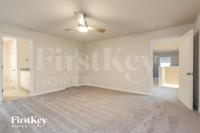 Building Photo - 1302 Eagledale Pl