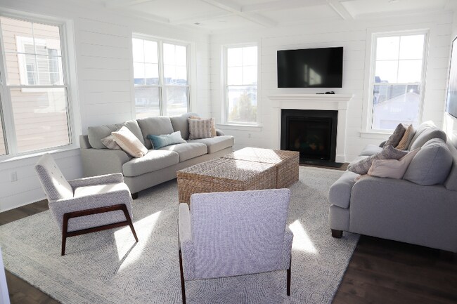 Building Photo - 38893 Verandah Bay Drive