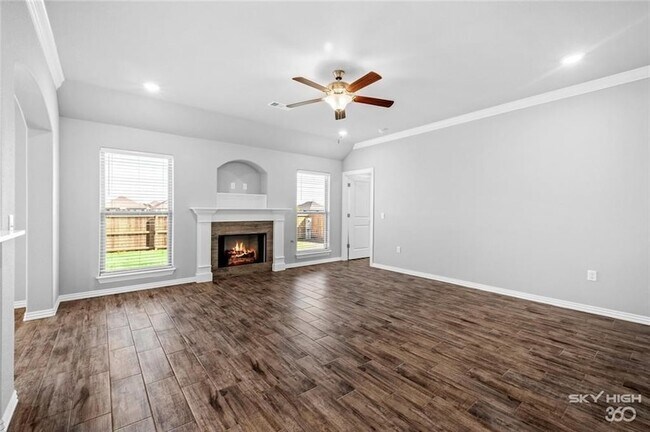 Building Photo - 53 S Geranium Ln