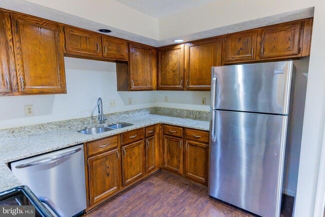 Building Photo - 5565 April Journey