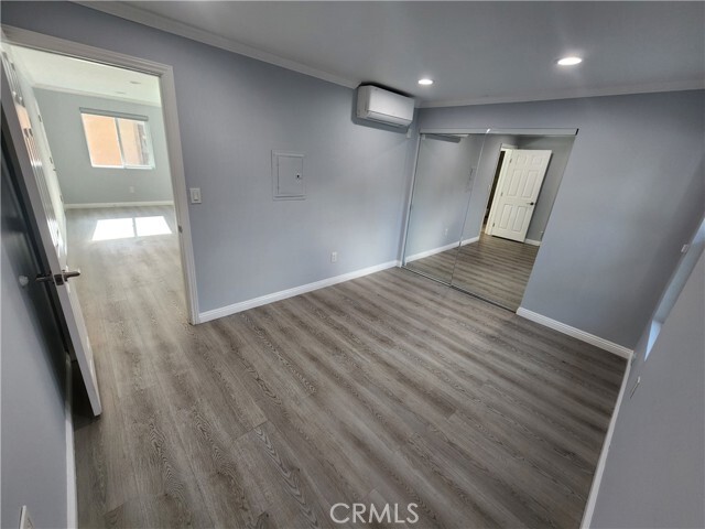 Building Photo - 21217 De La Guerra St