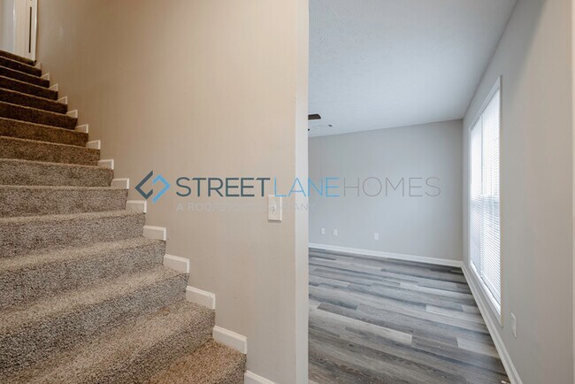 Building Photo - NOW OFFERING $250 OFF FIRST FULL MONTH IF ...