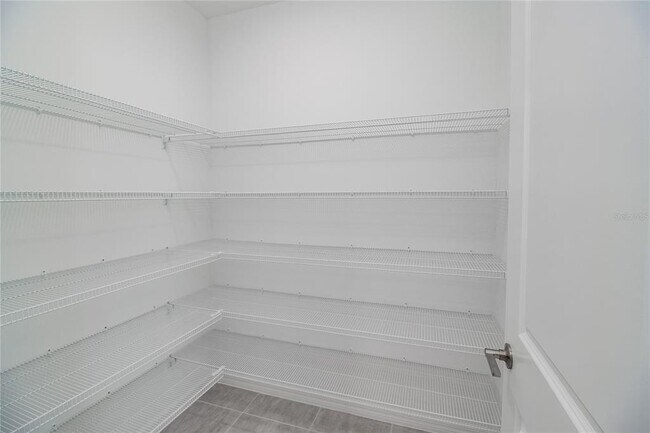 Building Photo - 2068 Babbling Brk Blvd