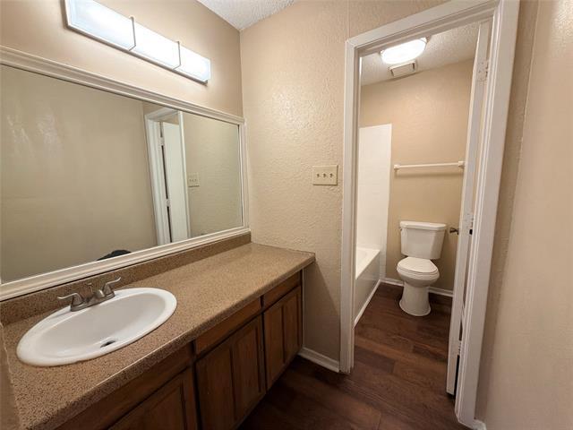 Building Photo - 5804 Tinsley Dr