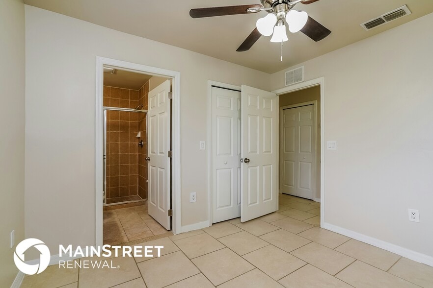 Building Photo - 427 Vanetta Dr