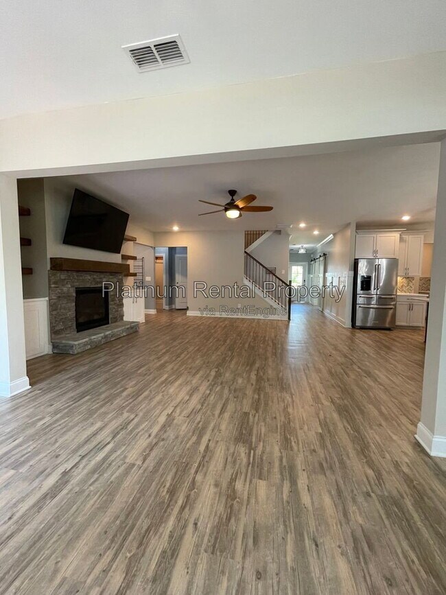 Building Photo - 3215 Summerpoint Crossing