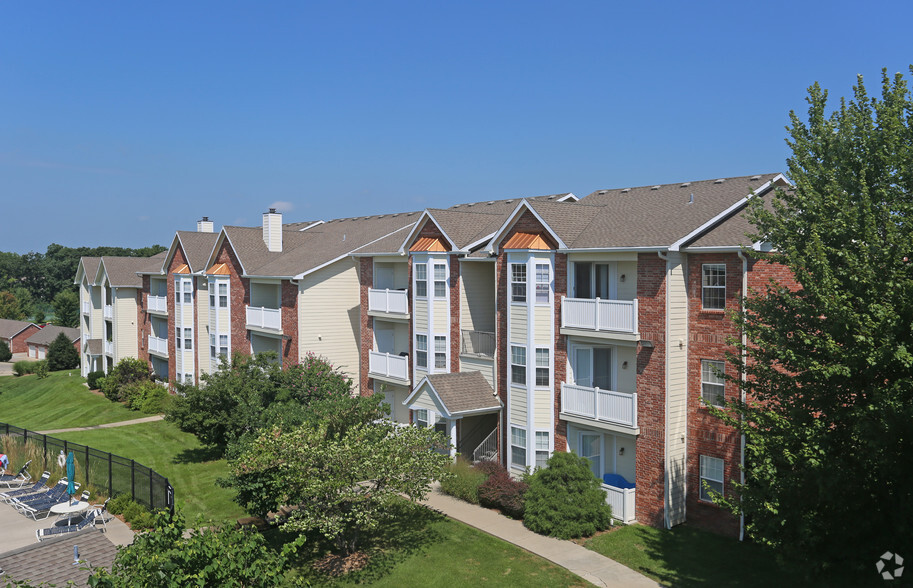 Primary Photo - Kelly's Ridge Apartments