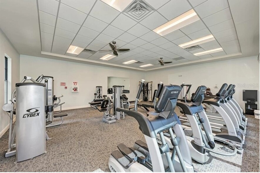 Building Photo - 19344 Bluff Dr