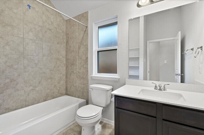 Building Photo - 229 Trailside Ln