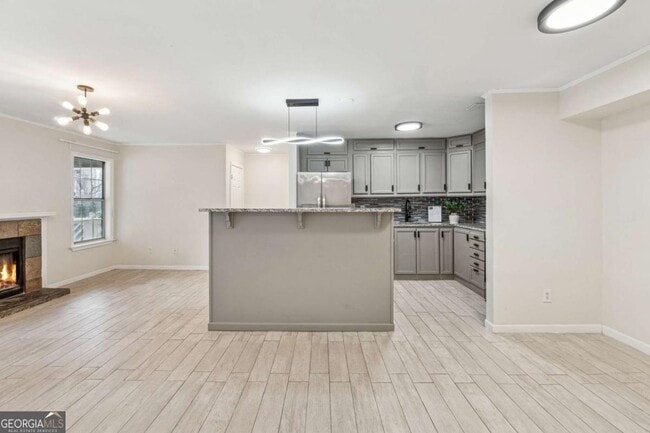 Building Photo - 434 McGill Pl NE