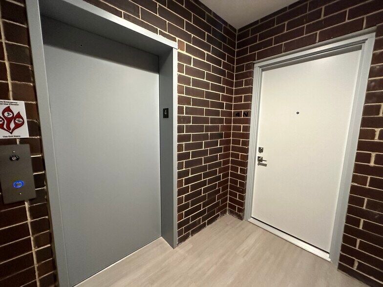 Building Photo - 6355 N Glenwood Ave