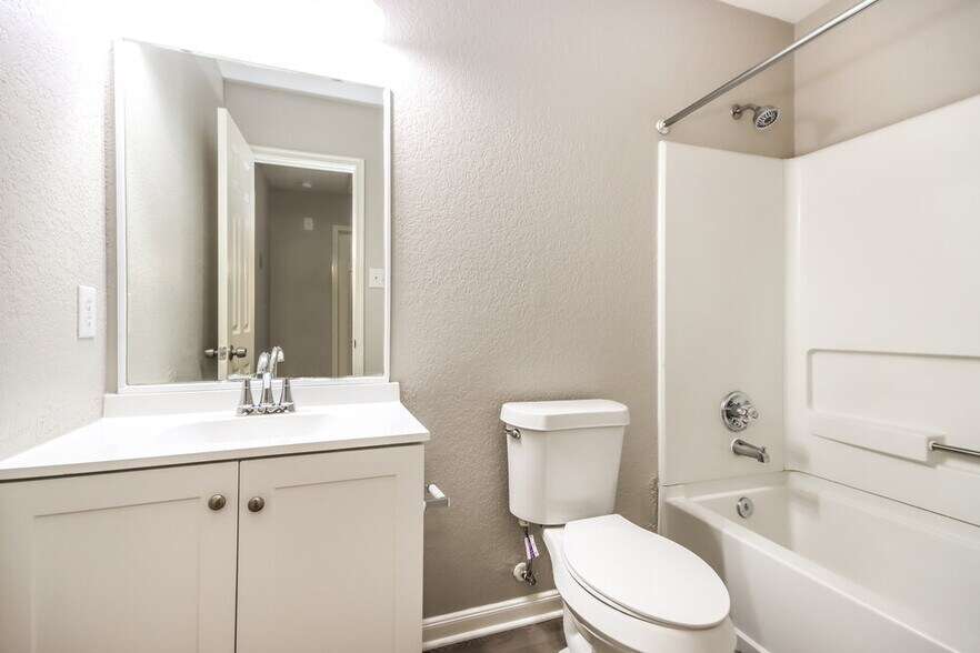 Building Photo - 6310 Cottage Stream Ln