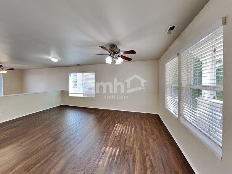 Building Photo - 18510 94th Ave E