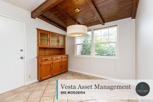 Building Photo - Spacious 4-Bedroom Home in a Desirable Concord Neighborhood