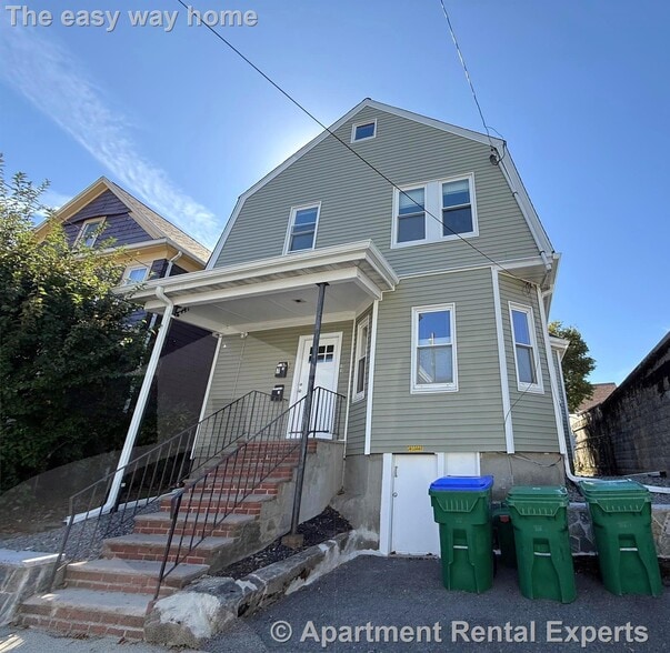 Building Photo - 7 Leyden Ave