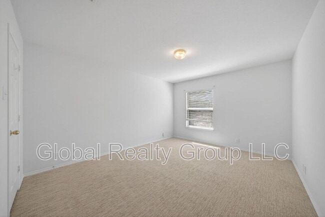 Building Photo - 510 Wildberry Ct