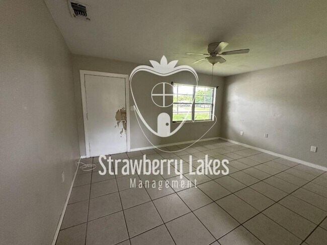 Building Photo - 2517 Cetra Ct