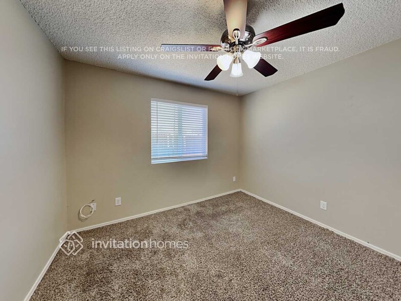 Building Photo - 4408 N 90th Dr