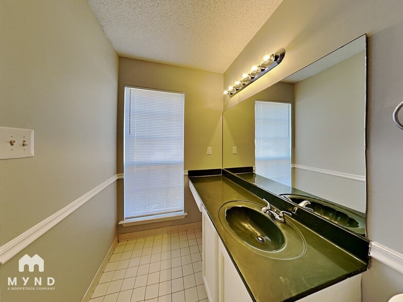 Building Photo - 4303 Appian Dr