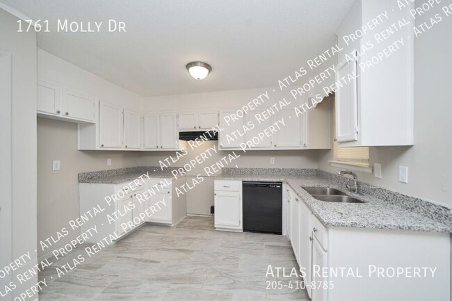 Building Photo - 1761 Molly Dr