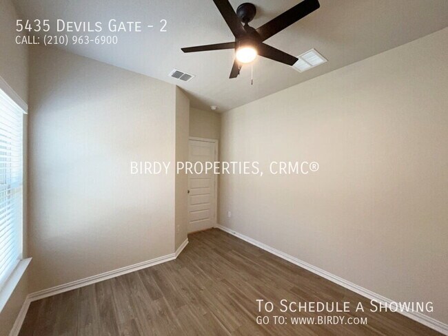Building Photo - 5435 Devils Gate