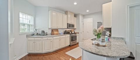 Building Photo - 12908 White Pine Way