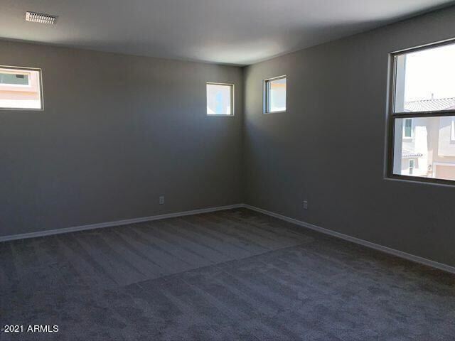 Building Photo - 2832 S Lynch Cir
