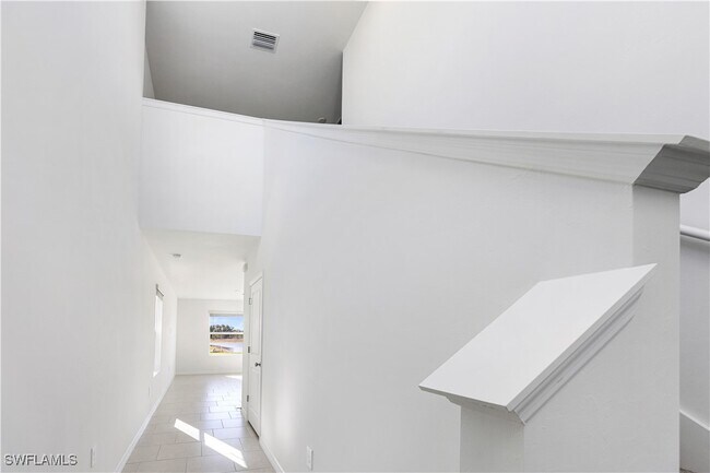 Building Photo - 19558 Fairhill Ct