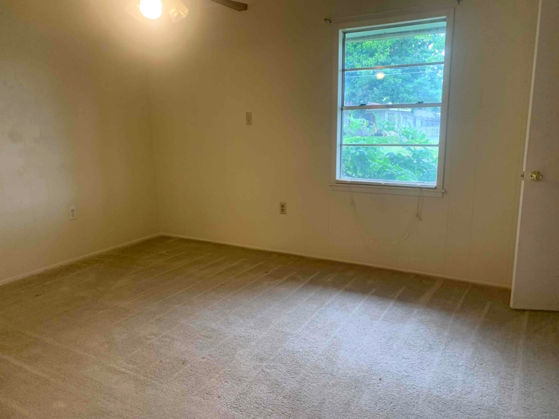 Building Photo - 600 Lakeshore Dr