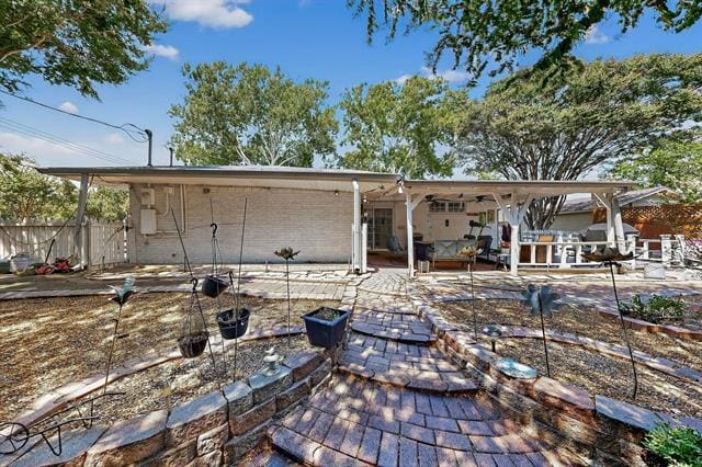 Building Photo - 2728 Ridgeview Ln