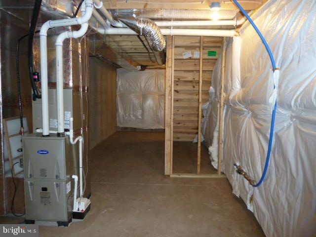 Building Photo - 860 Champions Dr