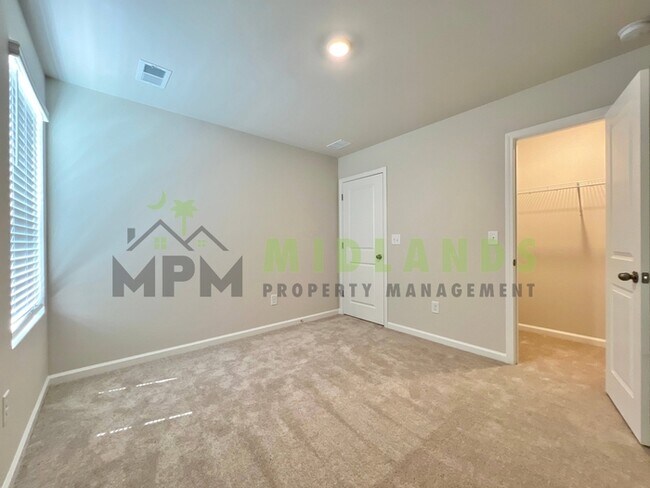 Building Photo - 142 Parkwood Ct