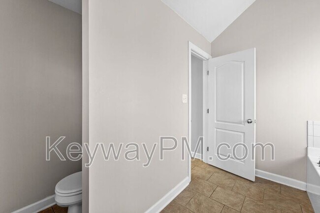 Building Photo - 4523 Frank Warren Dr