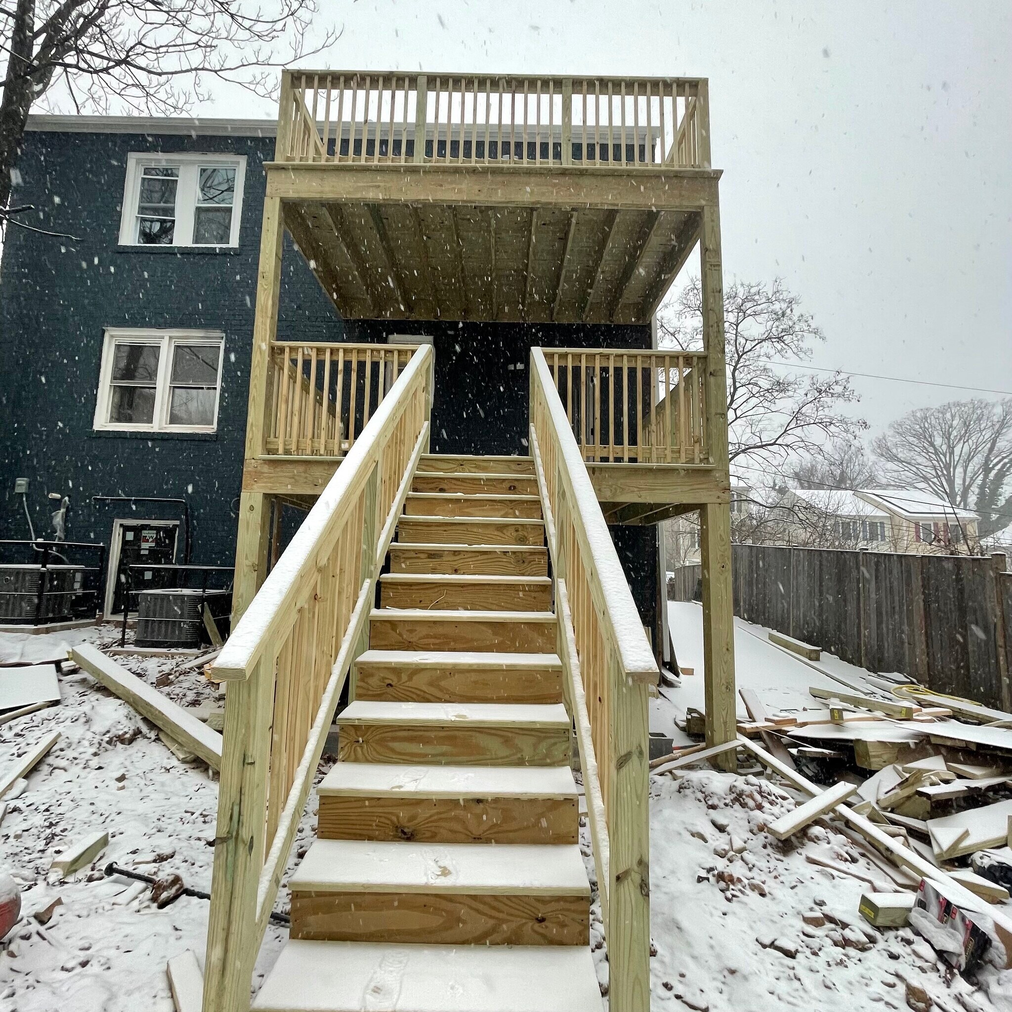 Building Photo - 273 56th Pl NE