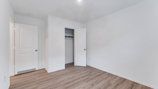 Building Photo - 7814 Switchgrass Crk Dr