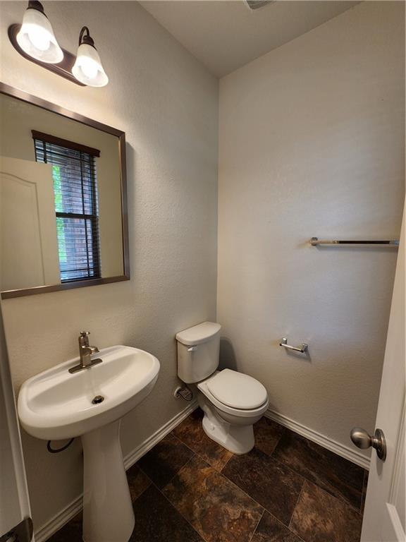 Building Photo - 222 Telluride Dr
