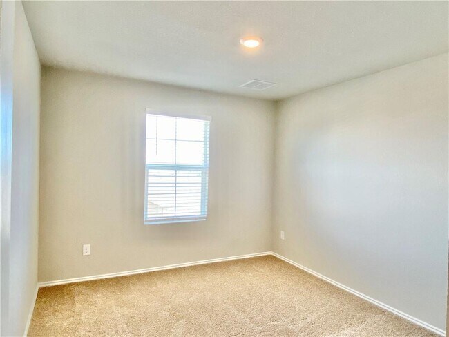 Building Photo - 15009 Siberian Elm Ln