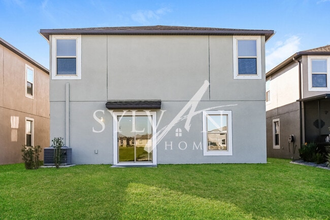 Building Photo - It’s time to start living the Real Life!